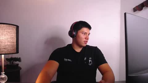 james_cr online show from October 3, 4:43 am