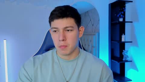 james_cr online show from June 22, 12:45 pm