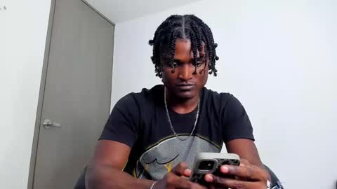 james_makony_1 online show from January 3, 3:16 am