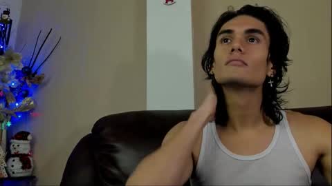 james_morrisonm online show from December 1, 8:29 pm