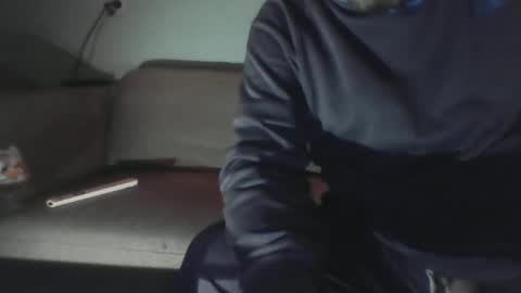 jamesjimi online show from January 21, 11:55 pm