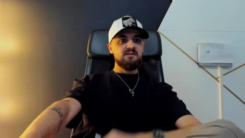 JamesMyers online show from January 2, 6:18 am