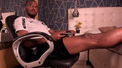 James  online show from March 10, 11:51 pm