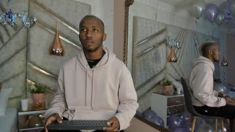 James  online show from February 17, 12:16 pm