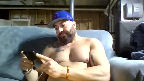 Snapshot of jamie19905 chatting on February 25, 6:01 pm jamie19905 online show from February 25, 6:01 pm