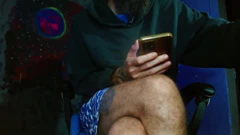 Snapshot of jammes_owen chatting on February 21, 11:22 am Jammes. online show from February 21, 11:22 am