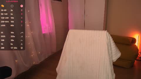 jane_kinn online show from June 16, 4:49 am