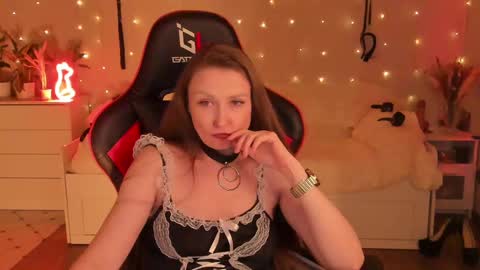 Snapshot of janegrey11 chatting on March 10, 3:12 am Jane online show from March 10, 3:12 am