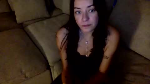 janicepepper online show from March 30, 5:40 am