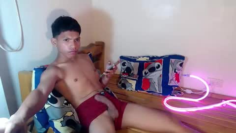 janlloyd04 online show from September 12, 3:03 pm