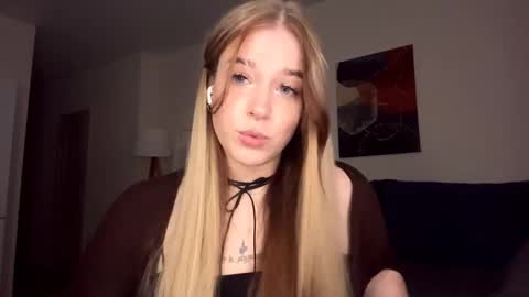 Janni online show from October 17, 5:17 pm