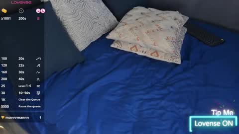 JARETHH online show from November 6, 3:48 pm