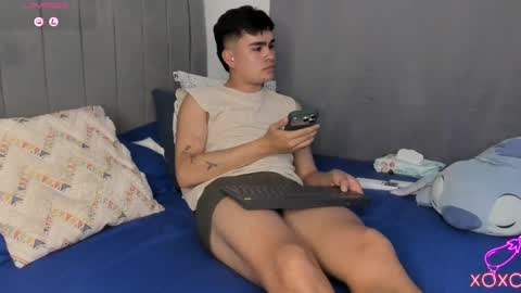 JARETHH online show from April 17, 11:29 pm