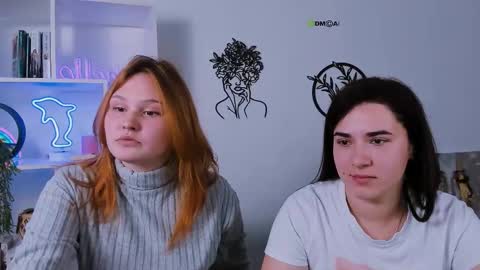 jasmine_eyes online show from February 19, 12:37 pm