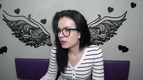 JasmineKouch online show from September 23, 5:30 pm