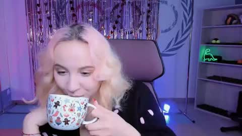 Jasmine online show from February 28, 5:15 am