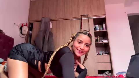 Jasminne online show from March 23, 1:38 pm