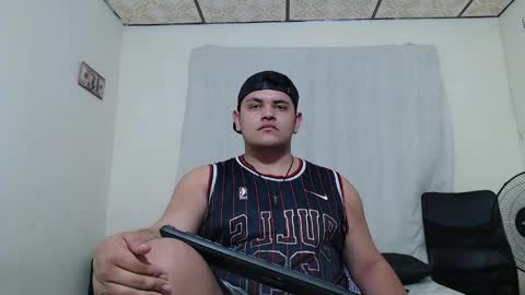 jason_boy_ online show from May 16, 10:36 am