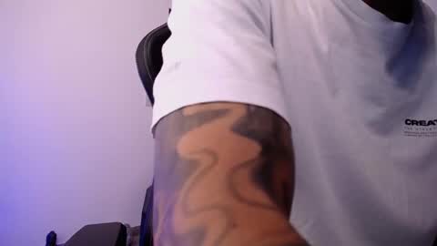 JKing  online show from April 8, 12:35 am