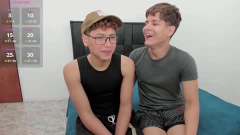 javieryalejandro online show from November 24, 1:21 pm