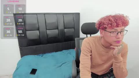 javieryalejandro online show from February 23, 8:44 pm