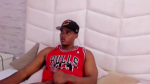 jax black online show from November 12, 7:49 pm