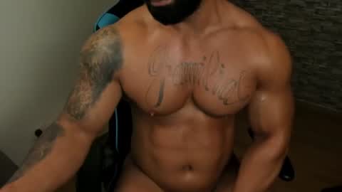 JaxonHunk online show from June 17, 1:54 am