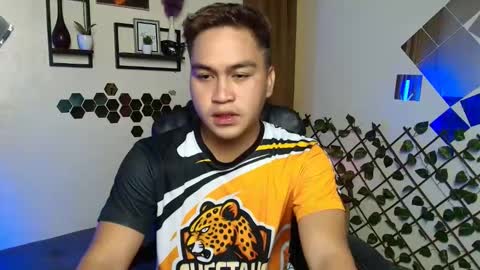 JL online show from February 9, 7:01 am