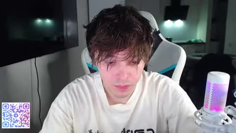 Jayce online show from June 28, 4:14 pm
