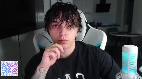 Jayce online show from July 8, 5:49 pm