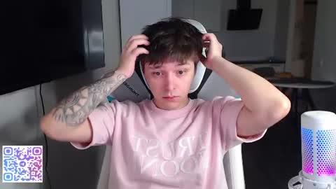 Jayce online show from July 19, 11:29 pm
