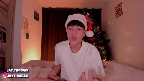 jaythomax online show from December 11, 11:21 pm