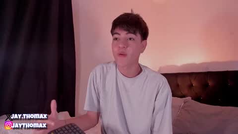 jaythomax online show from December 20, 8:12 pm