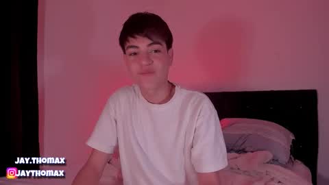 jaythomax online show from December 22, 9:31 pm