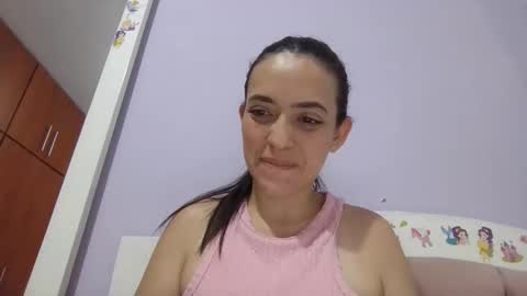 jazminojeda online show from May 23, 5:25 am