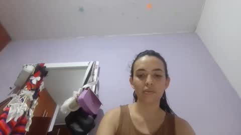 jazminojeda online show from May 1, 3:11 am