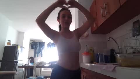 jazminojeda online show from May 16, 1:21 pm