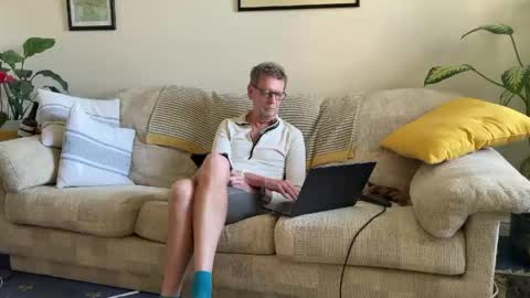 Jon online show from April 6, 2:07 pm