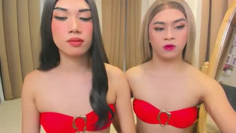 jchugecock online show from December 1, 6:50 pm