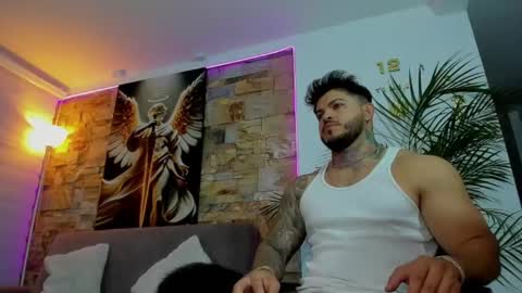 Jean  axelcrow       Modelo Independiente online show from July 3, 6:29 am