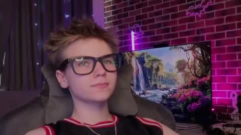 Jean online show from July 9, 2:54 pm