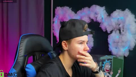 jean_wilsons online show from September 27, 11:08 am