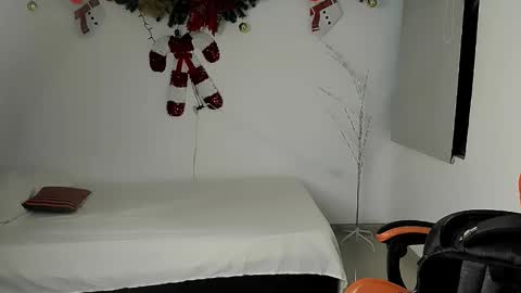 jeanfran_ferrer online show from December 3, 8:09 pm