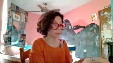 jeanneduval8888 online show from June 11, 12:32 am