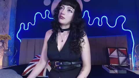 Jean online show from March 10, 8:13 pm