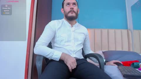 Jeanpiere online show from December 18, 5:36 am