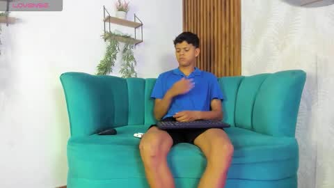 Jeffry online show from March 13, 11:52 pm