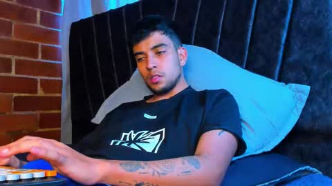 jei online show from January 10, 2:11 pm