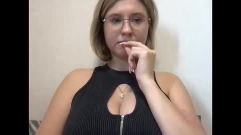 Inna  online show from November 21, 8:45 am