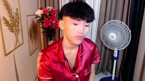 jemart_urnaughtboy online show from July 18, 12:40 pm